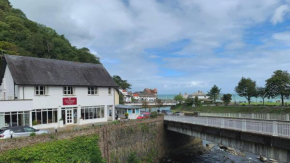 The Lyn Valley Guest House